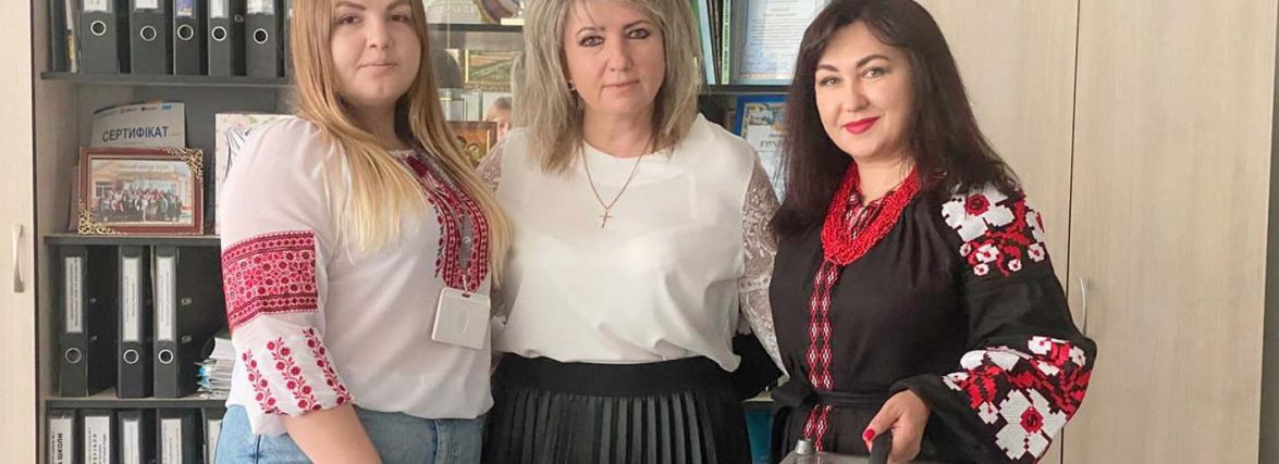 Гімн Січових Стрільців і понад 142 тисячі гривень для ЗСУ: нетішинські атомники привітали Україну (ВІДЕО)