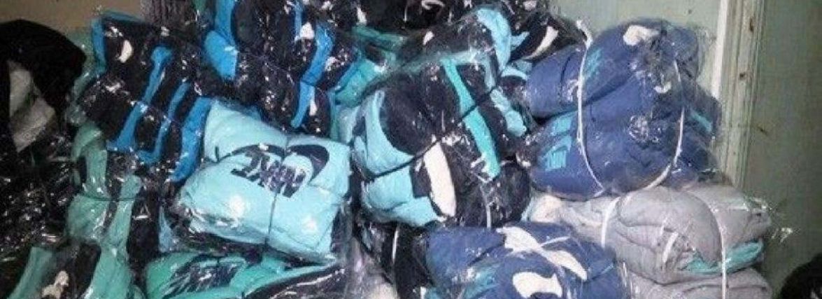 «Puma», «Nike», «Adidas» по-хмельницьки: чоловік виготовляв і продавав контрафактний одяг