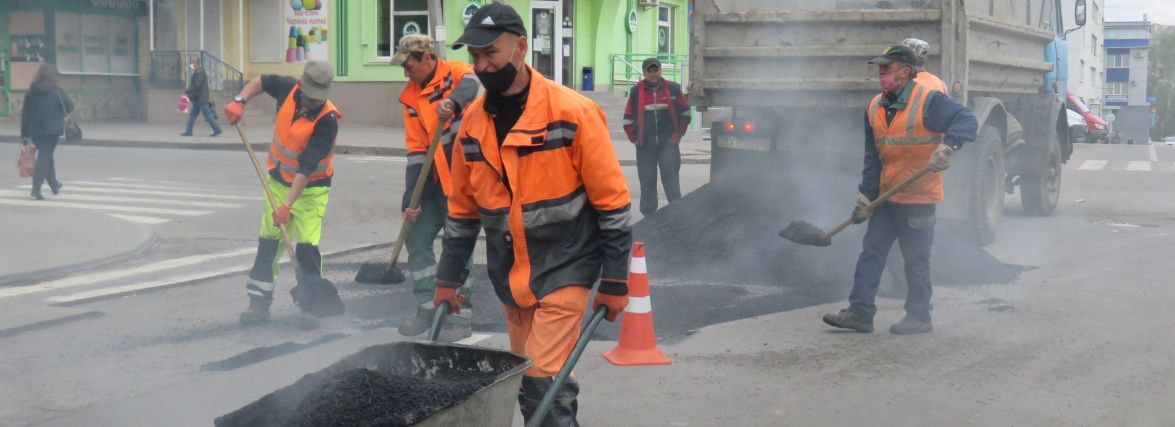 Дороги в Хмельницькому ремонтують після нанесення розмітки. Чому так відбувається