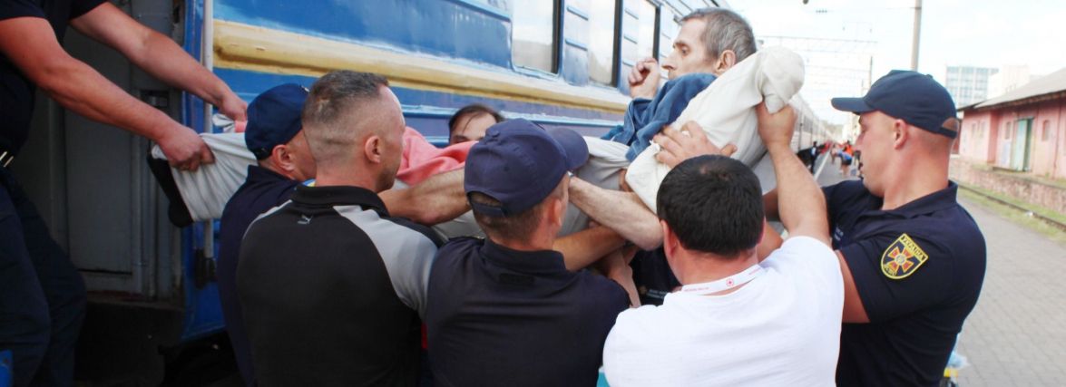 У Хмельницький прибув черговий евакуаційний потяг з Донеччини (ФОТО)