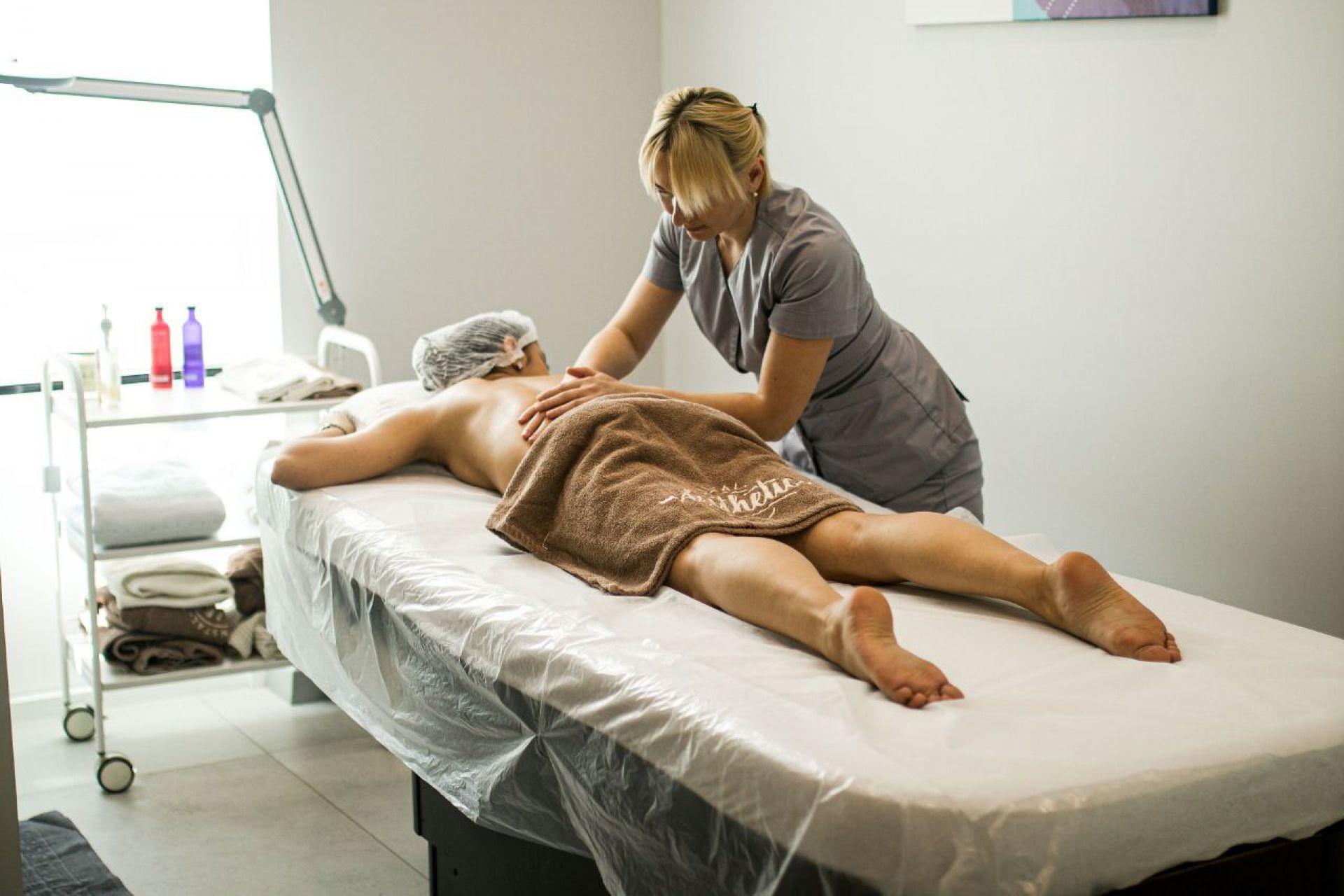 Антицелюлітний масаж та лімфодренаж