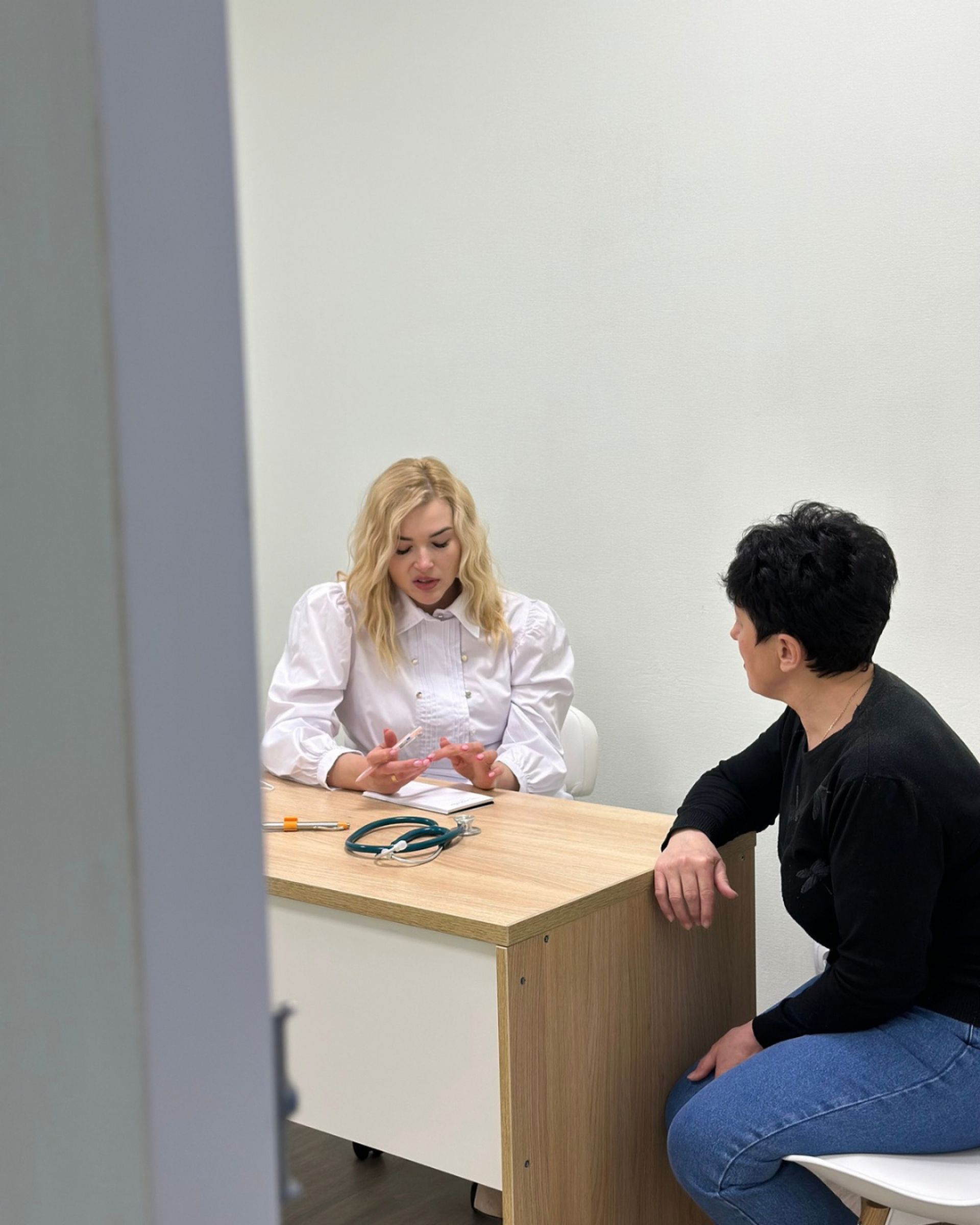 Прийом лікаря в клініці Малятко+