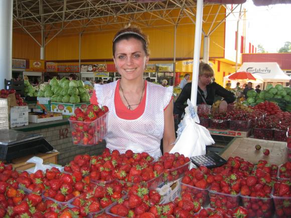 Хочете перевірити полуницю на нітрати – платіть, фото №1 на сайті vsim.ua