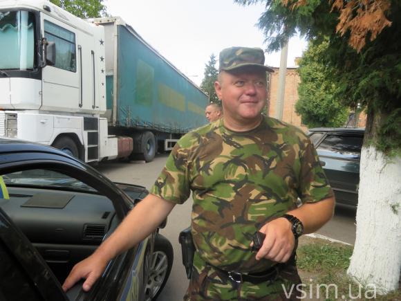 На Схід хмельницькі даішники поїхали із бронежилетами, зброєю та картоплею(ВІДЕО), фото №2 на сайті vsim.ua
