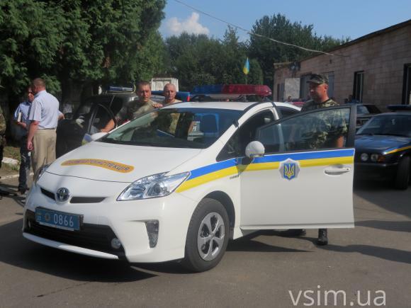 На Схід хмельницькі даішники поїхали із бронежилетами, зброєю та картоплею(ВІДЕО), фото №1 на сайті vsim.ua